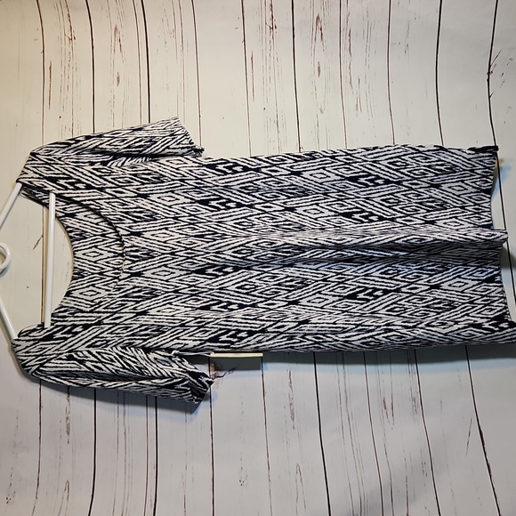 Tart Body Con Navy Blue Low Back Dress Size Medium NWT - Picture 4 of 12